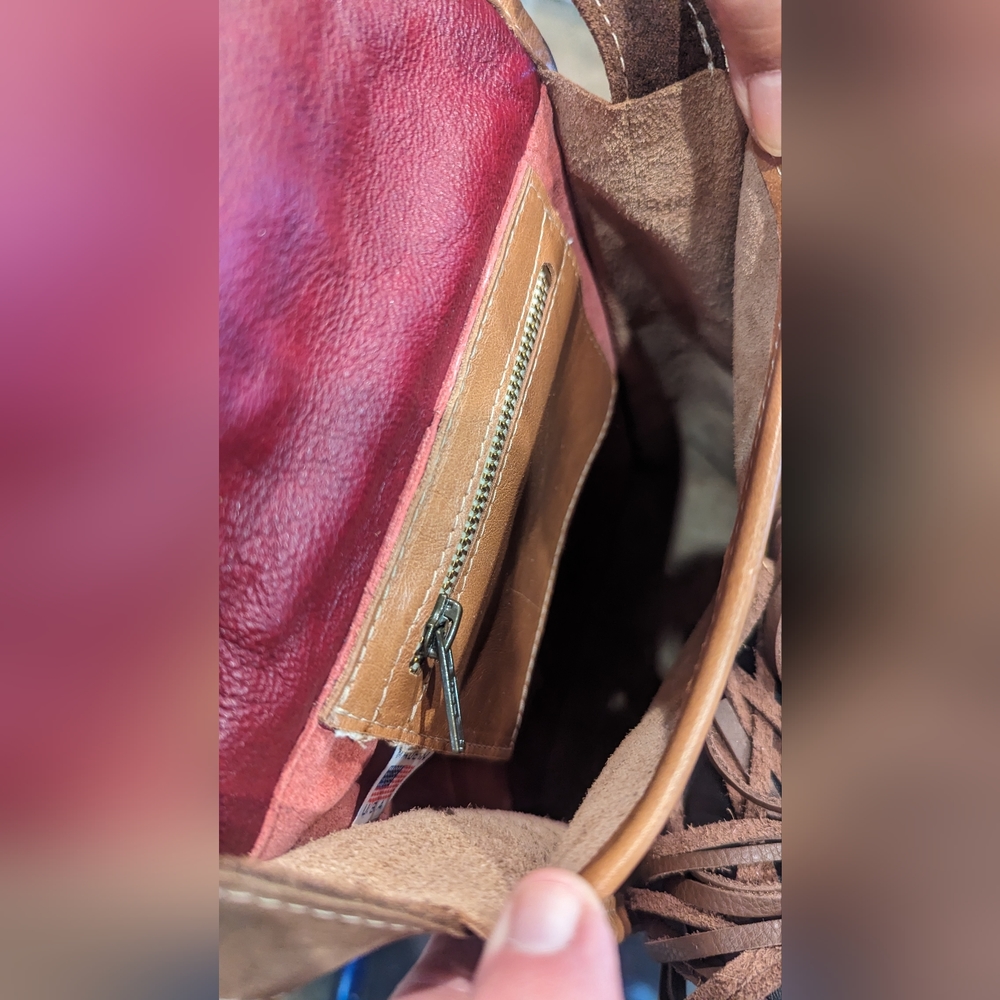 Luxury Italian Tooled Leather & Brazilian Cowhide Leather Crossbody Bag - Picture 8 of 10